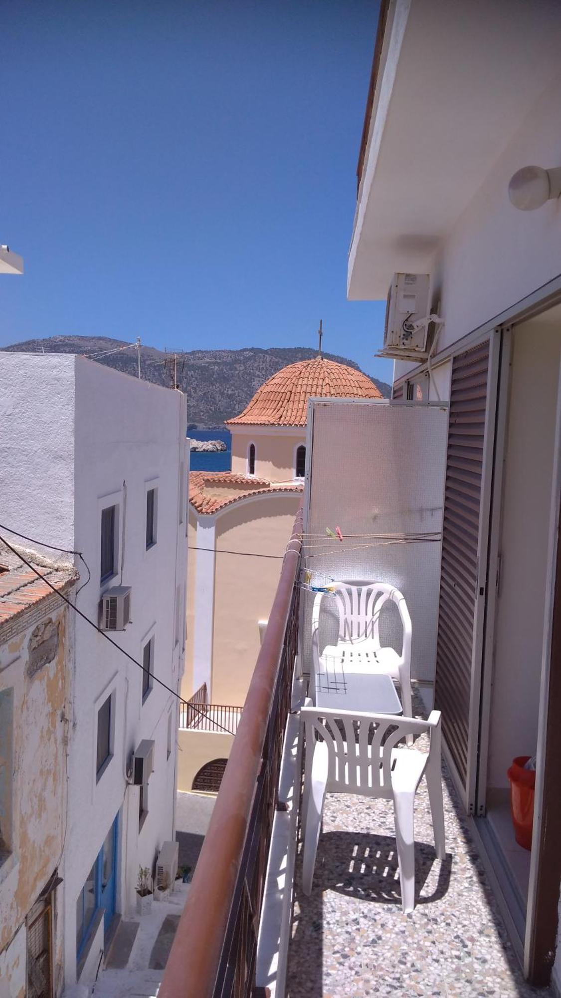 Mina Apartments Karpathos Bilik gambar